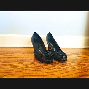 Black ANTONIO MELANI peep toe heel